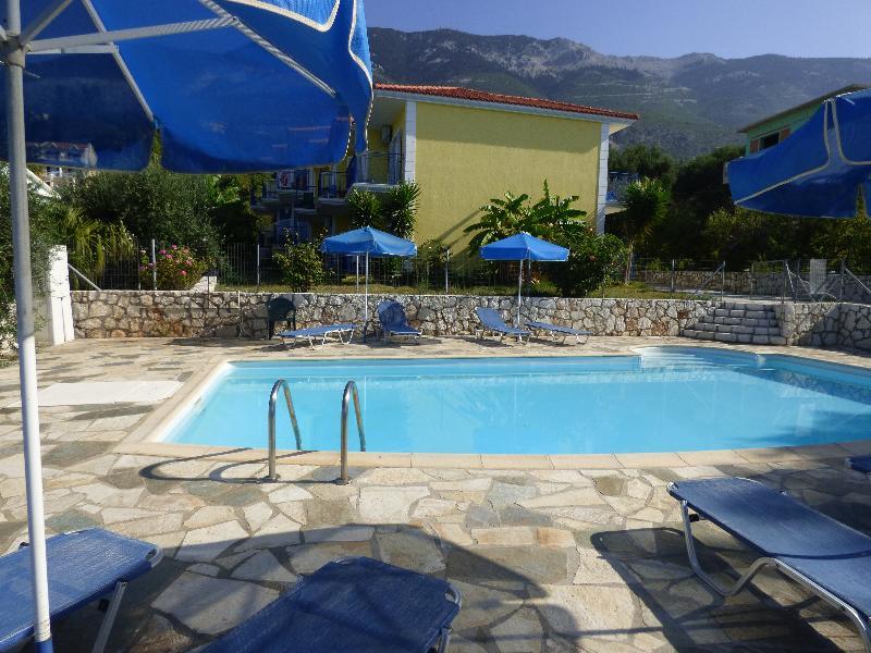 Milos Studios Lourdata  Bagian luar foto