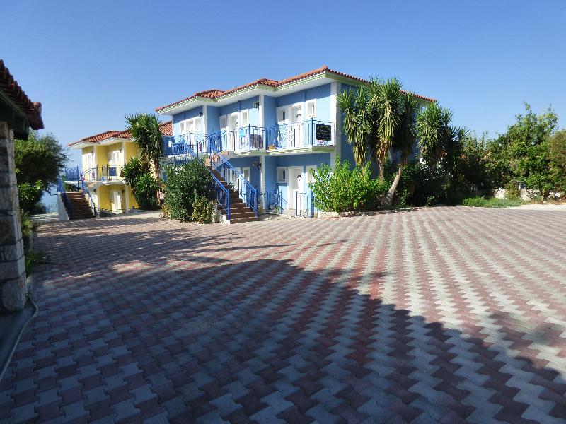 Milos Studios Lourdata  Bagian luar foto